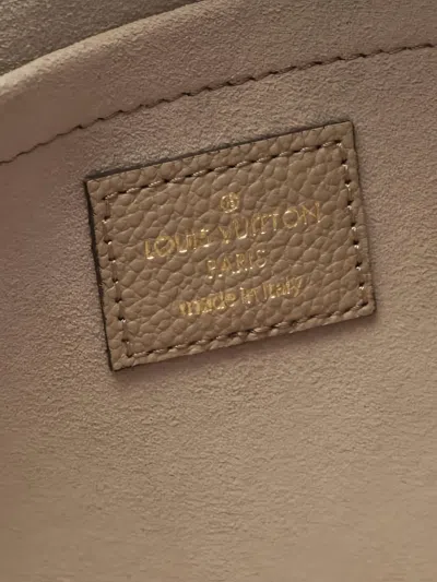 Pre-owned Louis Vuitton 2021s Monogram Empreinte Chain Cluth Bag In Neutral