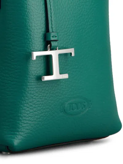 Tod's T-logo Pebble-grain Bucket Bag In Green