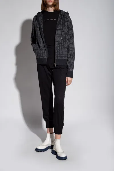 Alexander Mcqueen Wander Chelsea Boots In White