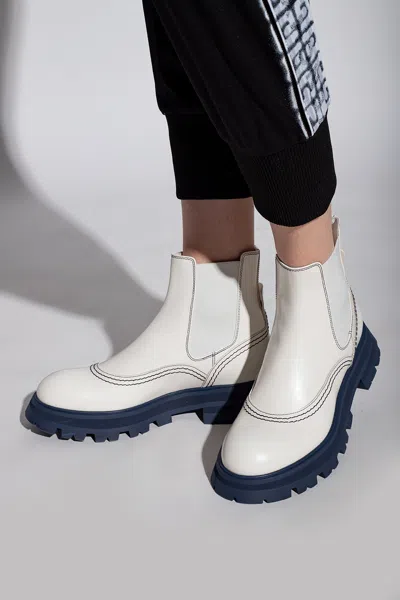 Alexander Mcqueen Wander Chelsea Boots In White