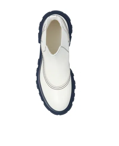 Alexander Mcqueen Wander Chelsea Boots In White