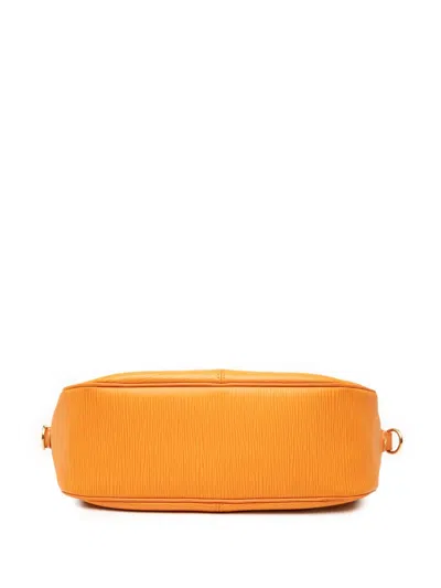Pre-owned Louis Vuitton 2004 Epi Dhanura Pm Satchel In Orange