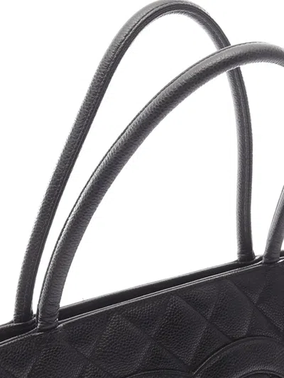 Pre-owned Chanel 2000-2002 Caviar Medallion Tote Bag In Black