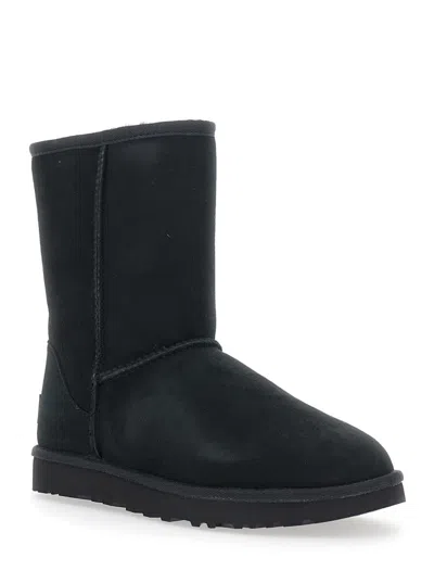 Ugg 'classic Short' Black Boots With Logo Patch On The Rear And Shearling Lining In Suede Woman In Black