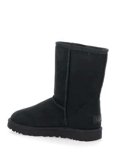 Ugg 'classic Short' Black Boots With Logo Patch On The Rear And Shearling Lining In Suede Woman In Black