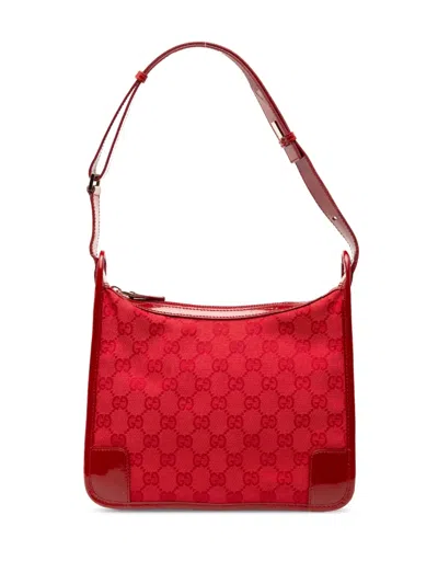 Pre-owned Gucci 2000-2015 Gg Canvas Shoulder Bag In Red