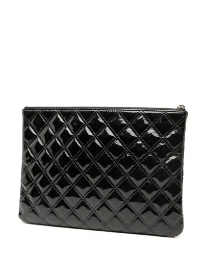 Pre-owned Chanel 2014-2015 Medium Quilted Patent O Case Clutch Bag In Black