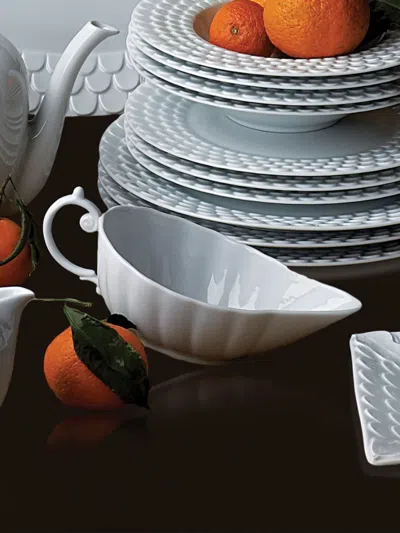 L'objet Aegean White Gravy Boat In White