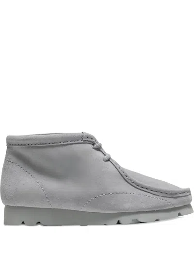 Clarks Originals Wallabee Desert Boots In Gray