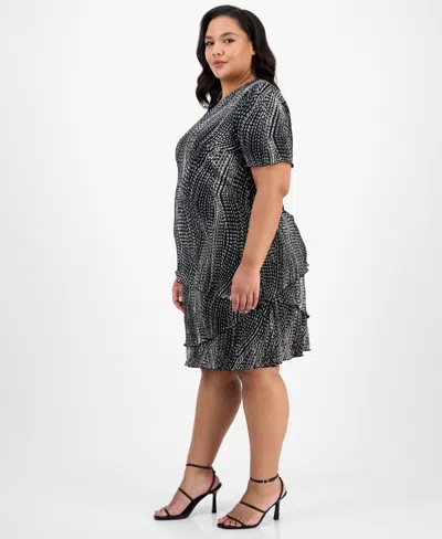 Connected Plus Size Printed Tiered Short-sleeve Sheath Dress In Gray