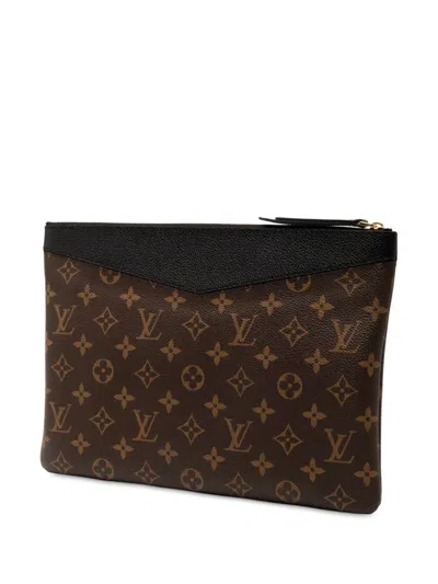 Pre-owned Louis Vuitton 2019 Monogram Daily Pouch Clutch Bag In Black