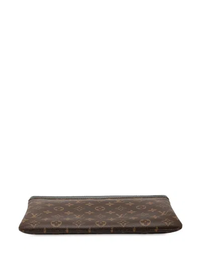 Pre-owned Louis Vuitton 2019 Monogram Daily Pouch Clutch Bag In Black