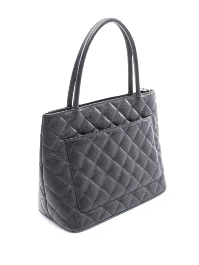 Pre-owned Chanel 2000-2002 Caviar Medallion Tote Bag In Black