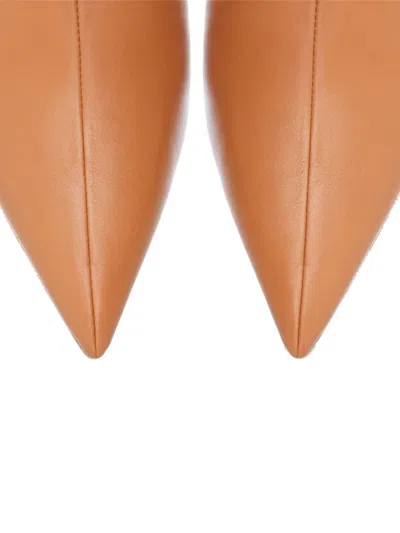 Smiling Shoes Sira Pointed Boots In Brown