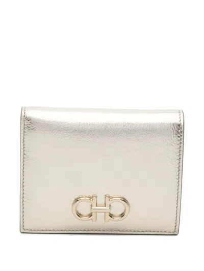 Ferragamo Logo-plaque Wallet In White
