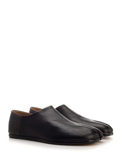Maison Margiela Smooth Leather Loafers With Split-toe Design In Black