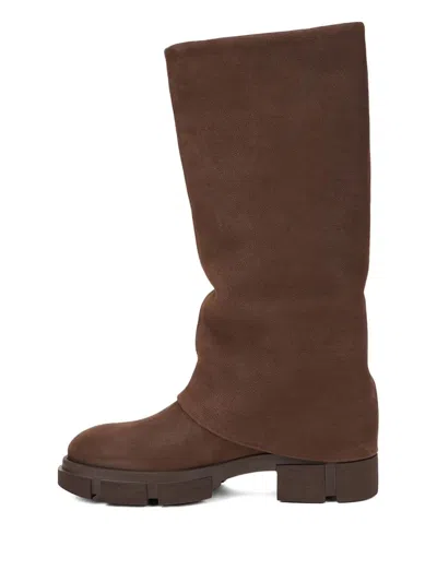 Copenhagen Nabuc Chelsea Boot In Brown