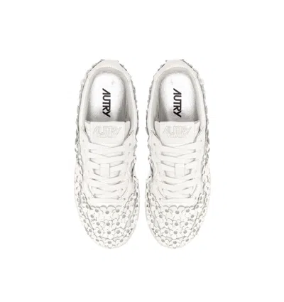 Autry Low-top Sneakers With Clean Silhouette And Rounded Toe In White