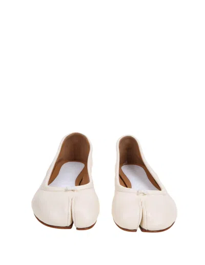Maison Margiela Milk Color Leather Tabi Ballerina In White