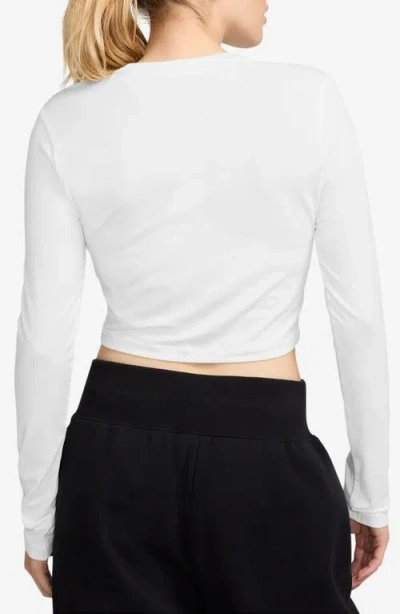 Nike Sportswear Chill Knit Slim Long Sleeve Crop T-shirt In White