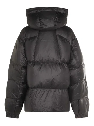 Goldwin Pertex Puffer Jacket In Black