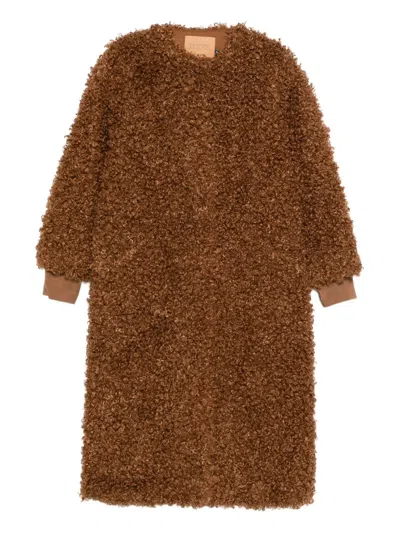 Jakke Arc Coat In Brown