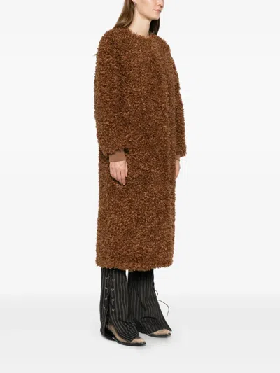 Jakke Arc Coat In Brown