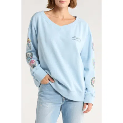 Hi Res Après Ski Resort Sweatshirt In Blue