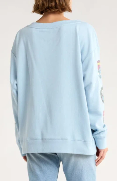 Hi Res Après Ski Resort Sweatshirt In Blue