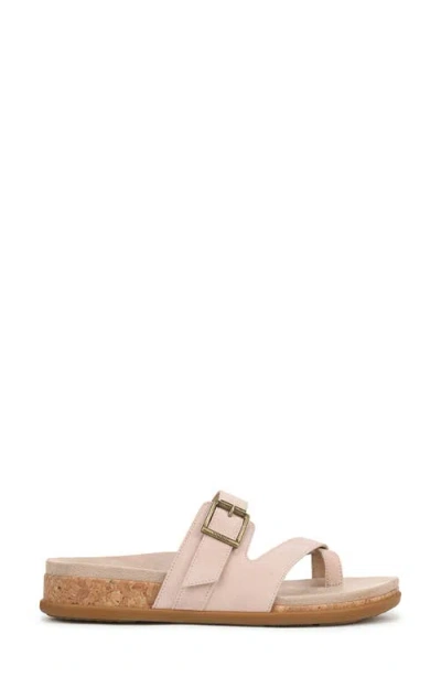 Vionic Carmela Platform Sandal In Gold