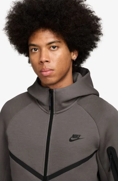 Nike Tech Fleece Hoodie In Gray