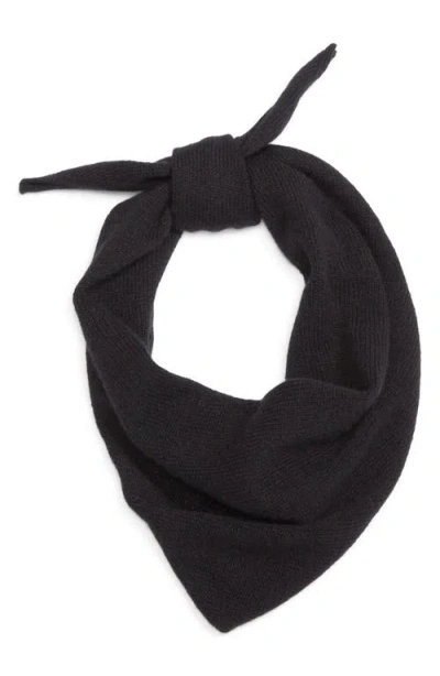 Johnstons Of Elgin Reel Cashmere Triangle Scarf In Black