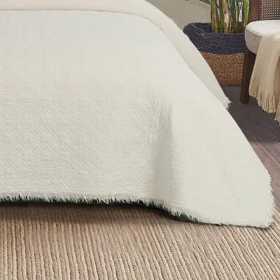 C & F Home C&f Home Trellis Cotton Quilt Set In Neutral