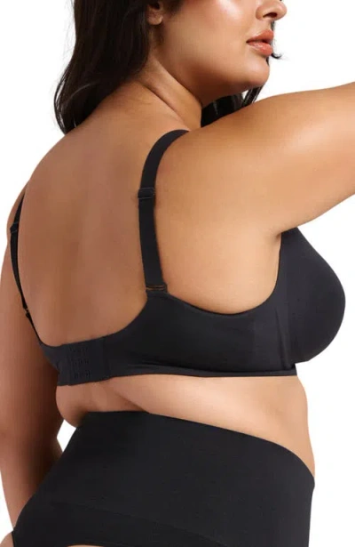 Siella Sculpt V-neck Bra In Black