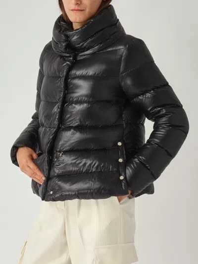 Herno Cappa Dettaglio Monogram Down Jacket In Black