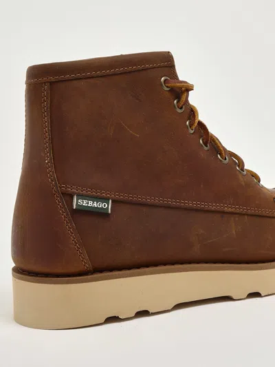 Sebago Tala Mid Crazy Horse Scarponcino Moc Toe. Creato In Cuoio Intensamente Cerato Crazy Horse. Tomaia Mo In Brown