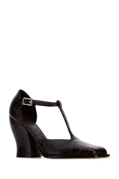 Loewe Textured Pattern Closed Toe Onda Pumps In Burgundy