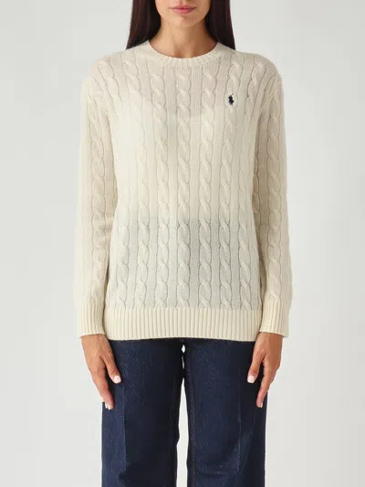 Polo Ralph Lauren Classic Cable Knit Sweater With Round Neckline And Ribbed Details In White