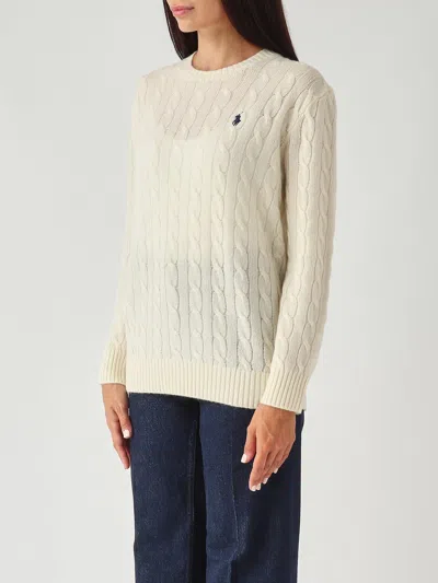 Polo Ralph Lauren Classic Cable Knit Sweater With Round Neckline And Ribbed Details In White