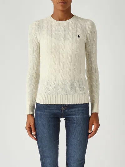 Polo Ralph Lauren Classic Cable Knit Sweater With Round Neckline And Ribbed Details In White