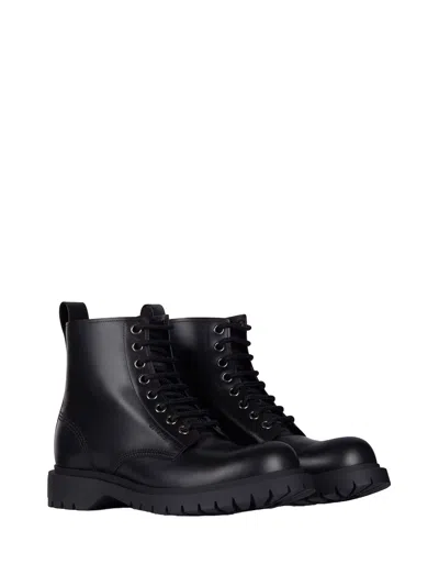 Givenchy Chunky Sole Leather Ankle Boots With Pull Tab In Black