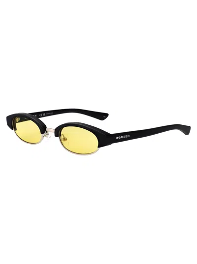 Alexander Mcqueen Am0534s Sunglasses In Black