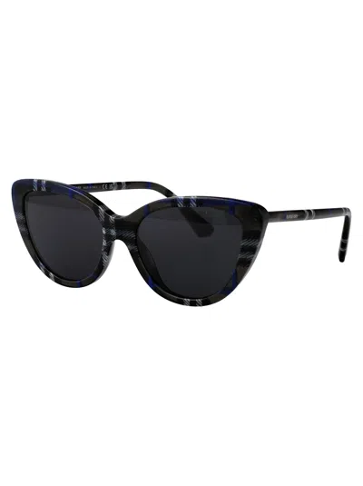 Burberry Eyewear 0be4457 Sunglasses In Black