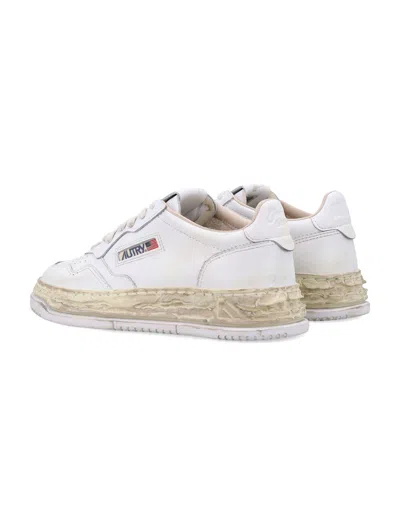 Autry X Maison Mihara Yasuhiro Medalist Low Super Vintage White Leather Womans Sneakers In White