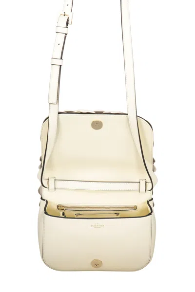 Valentino Elegant Shoulder Bag In Leather In White