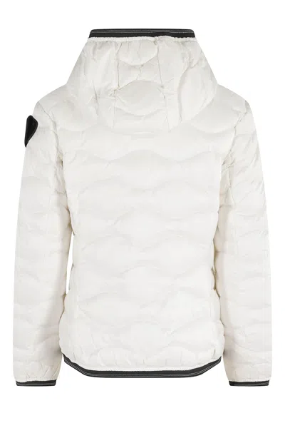 Blauer Quilted White Puffer Jacket With Hood In White