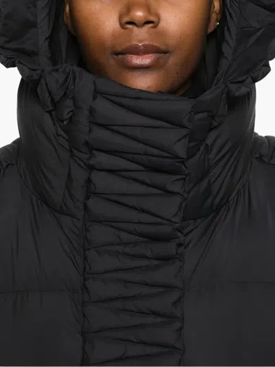 Raxxy Quilted Hooded Puffer Jacket In Black