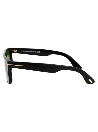 Tom Ford Squared Sunglasses Ft0999 01 N In Green