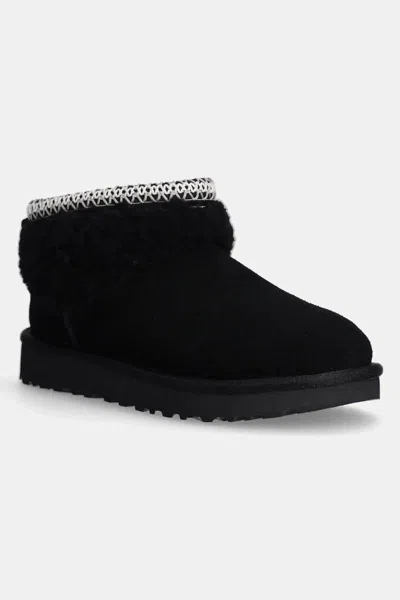 Ugg "classic Ultra Mini Maxi Curly" Ankle Boots In Black