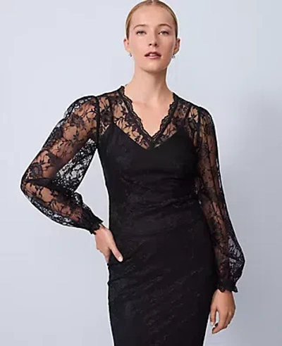 Ann Taylor Scalloped Lace Top In Black